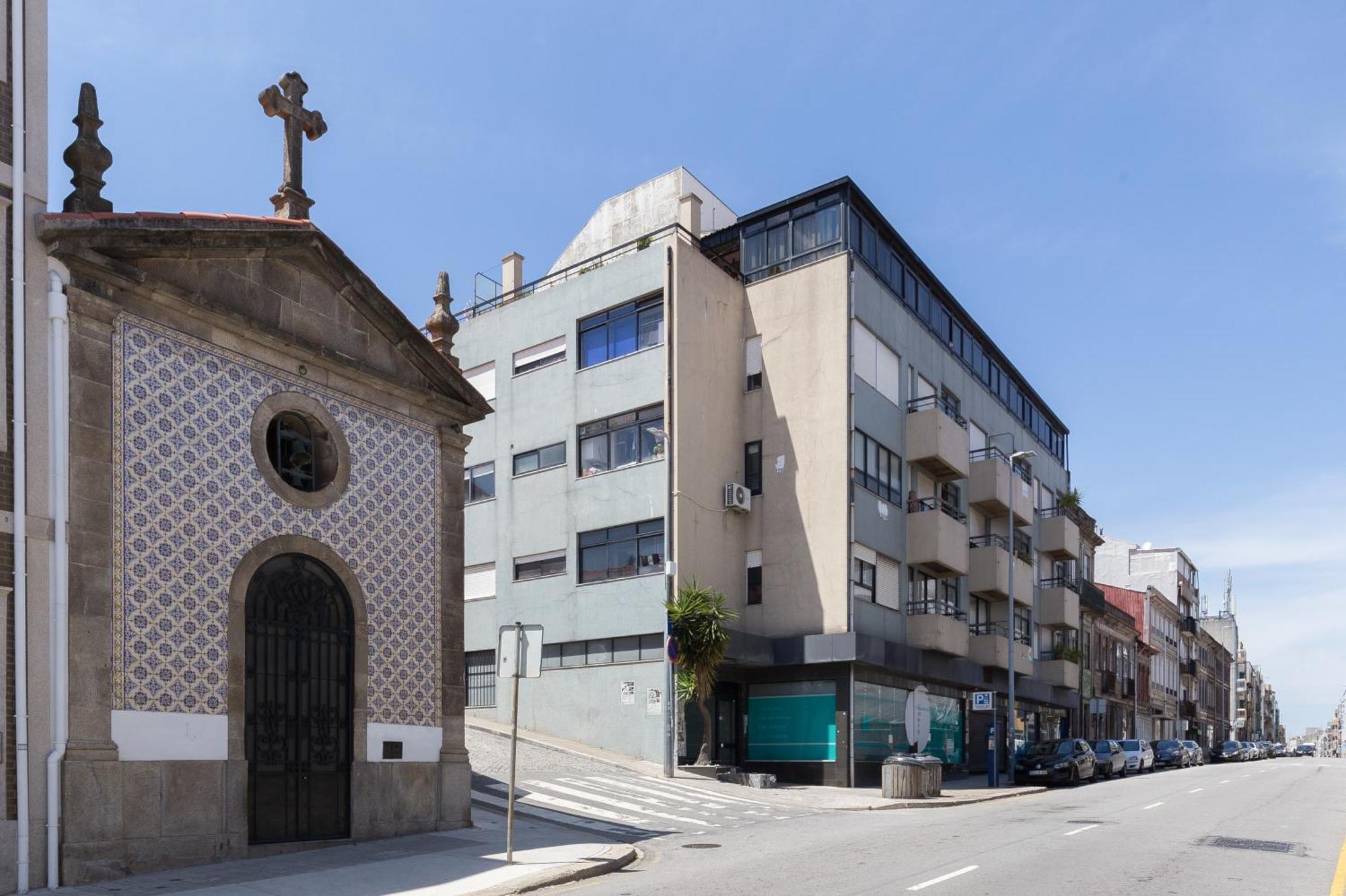 Apartamento Host Wise - Comfy Bright Flats With Netflix OOporto Exterior foto